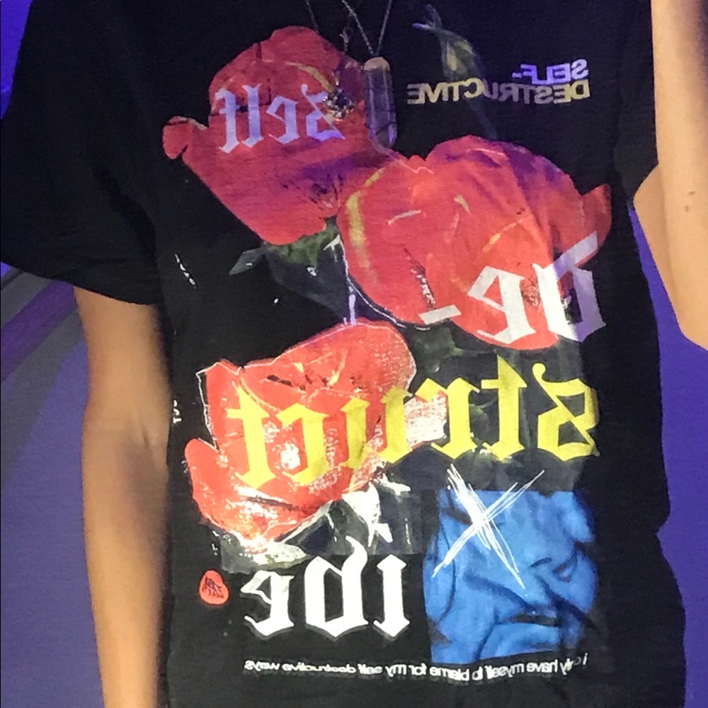 self destructive graphic t